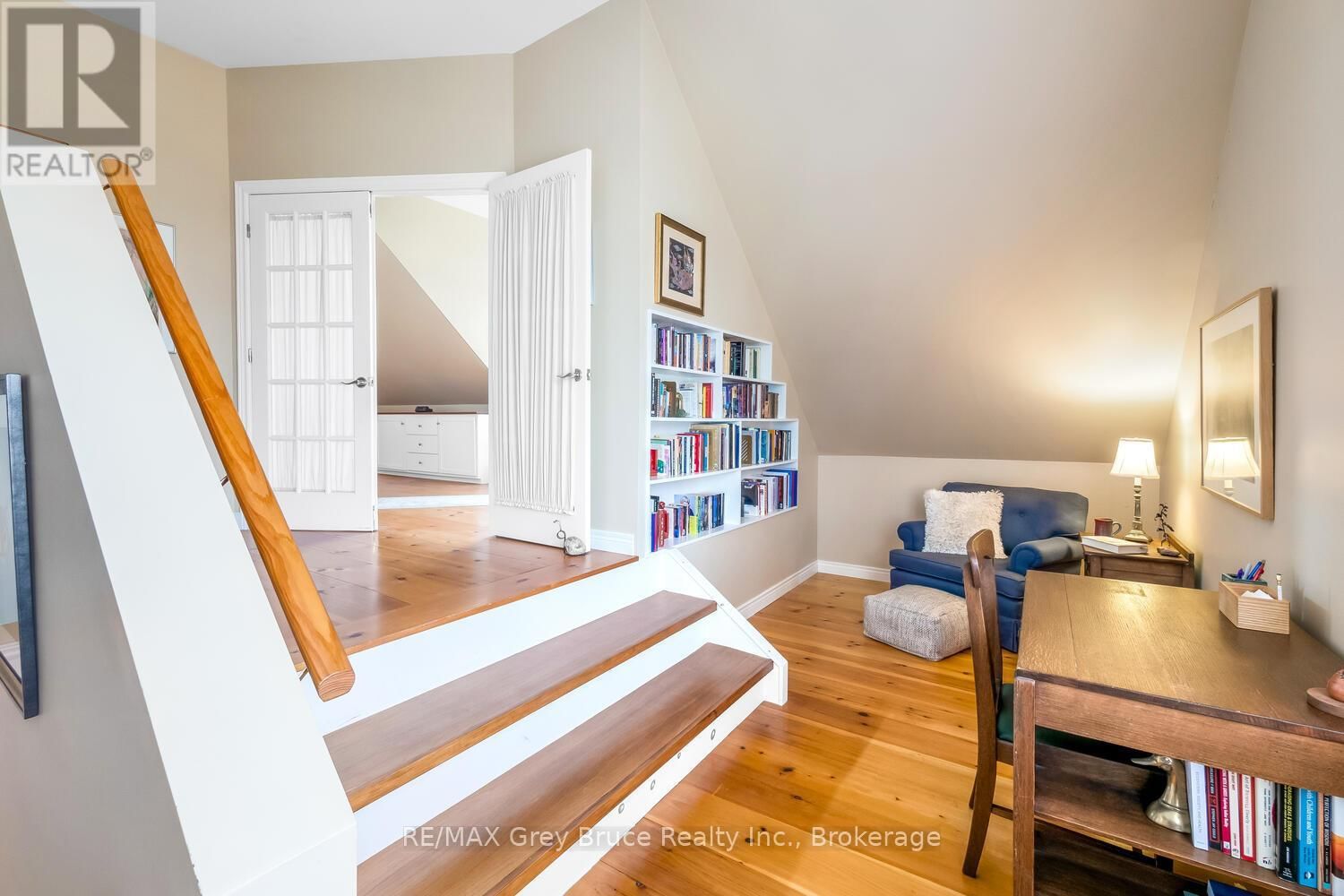 20 MAPLE DRIVE Image 18