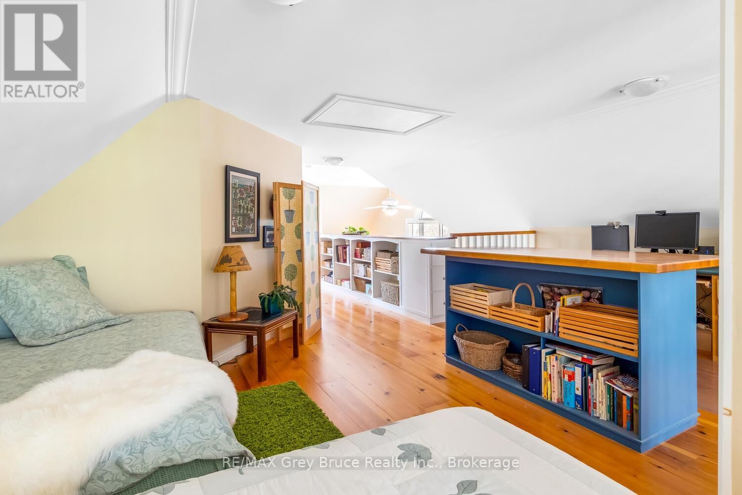 20 MAPLE DRIVE Image 24