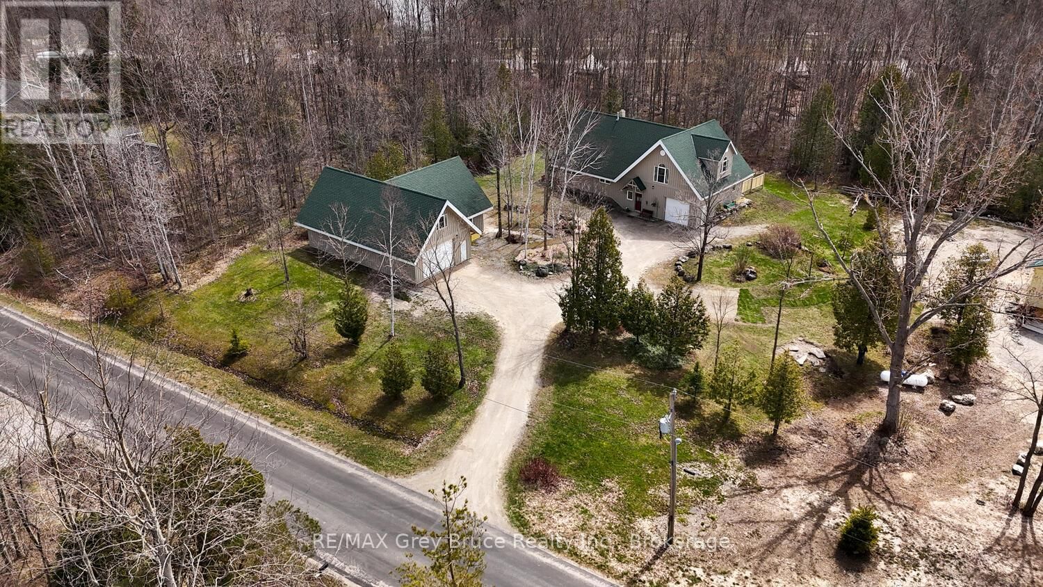 20 MAPLE DRIVE Image 39