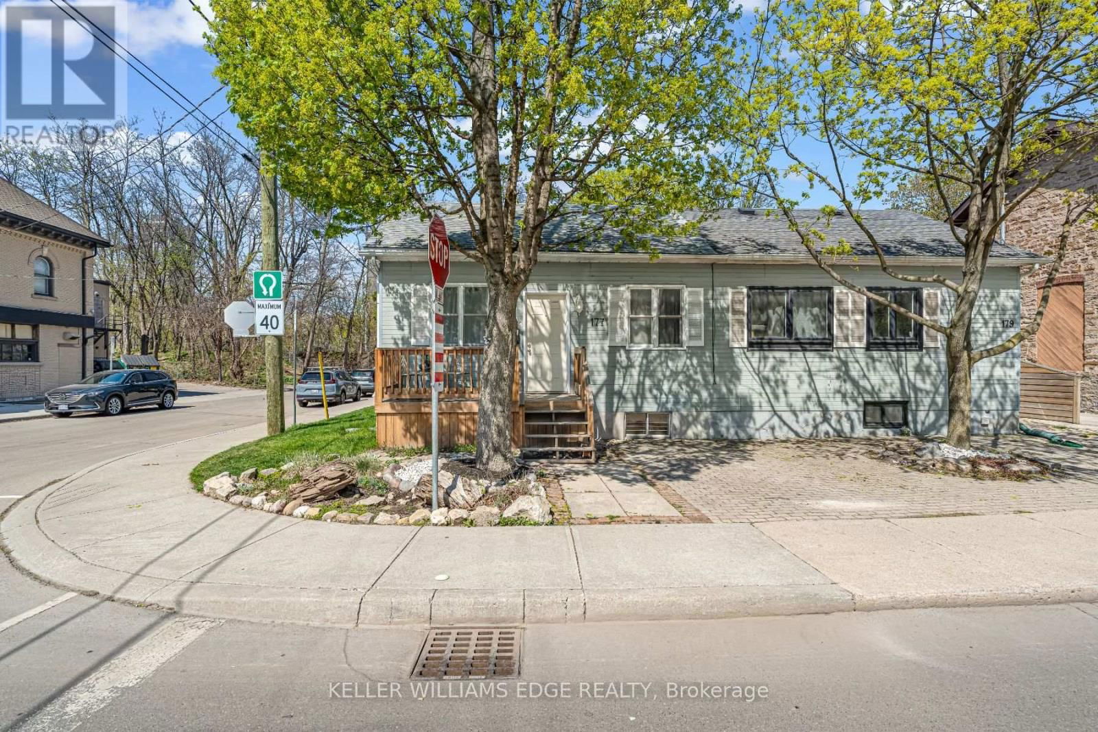 177 YOUNG STREET Image 1