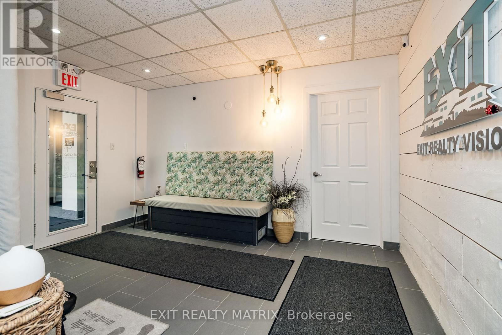 Unit 1 - 74 BRIDGE STREET Image 3