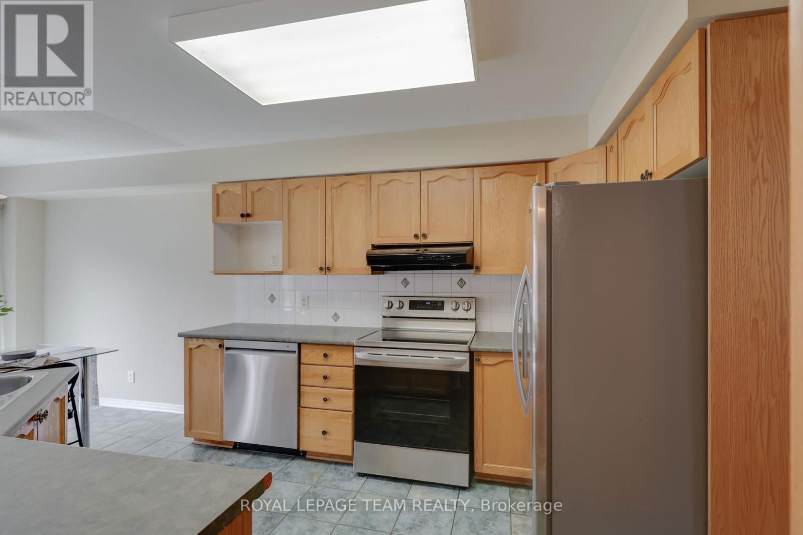 8 BELLROCK DRIVE Image 14