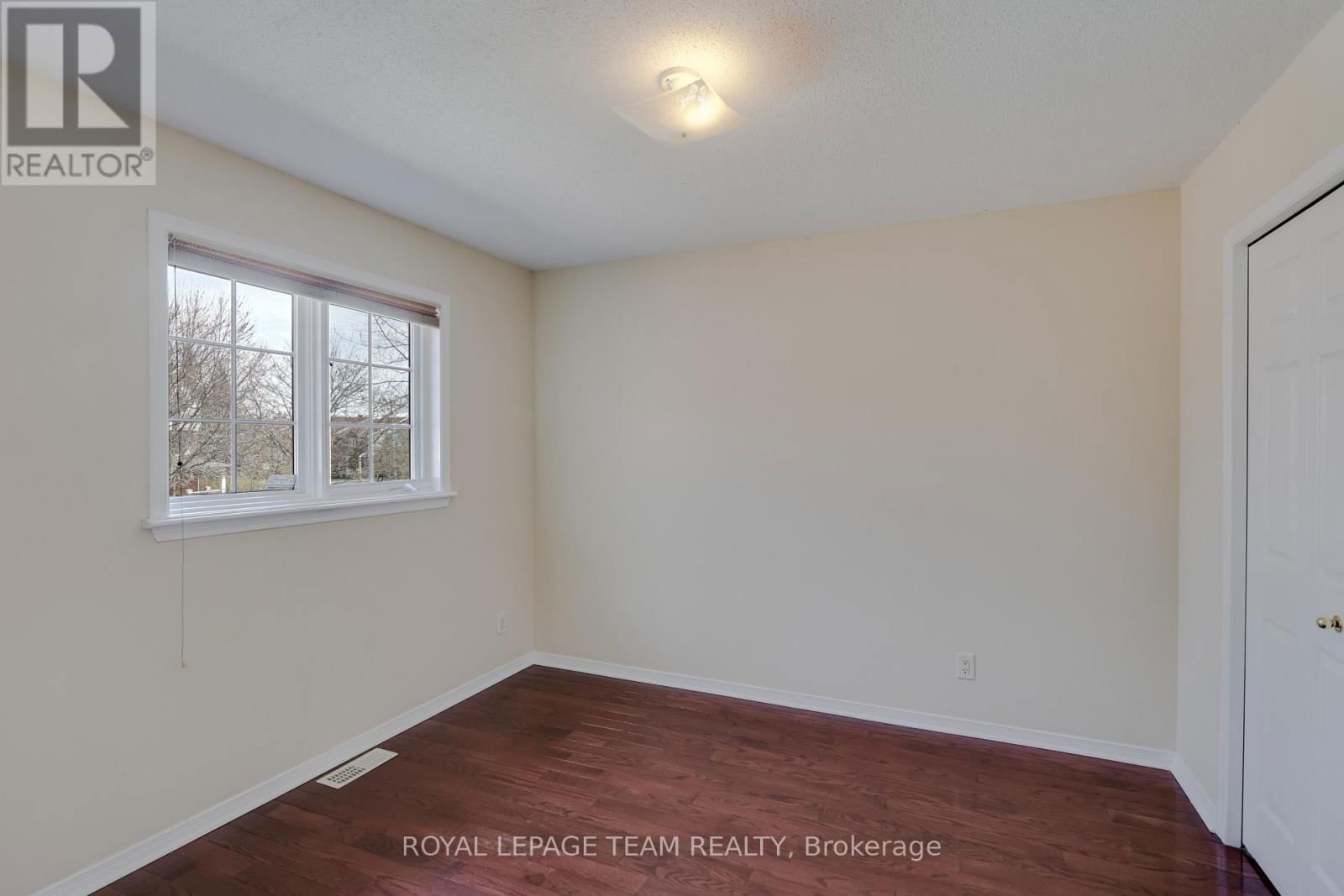 8 BELLROCK DRIVE Image 34