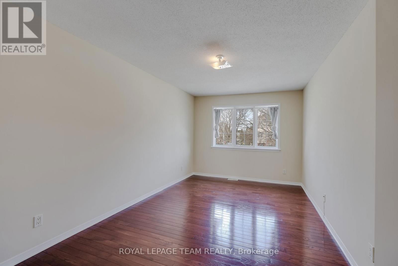 8 BELLROCK DRIVE Image 37