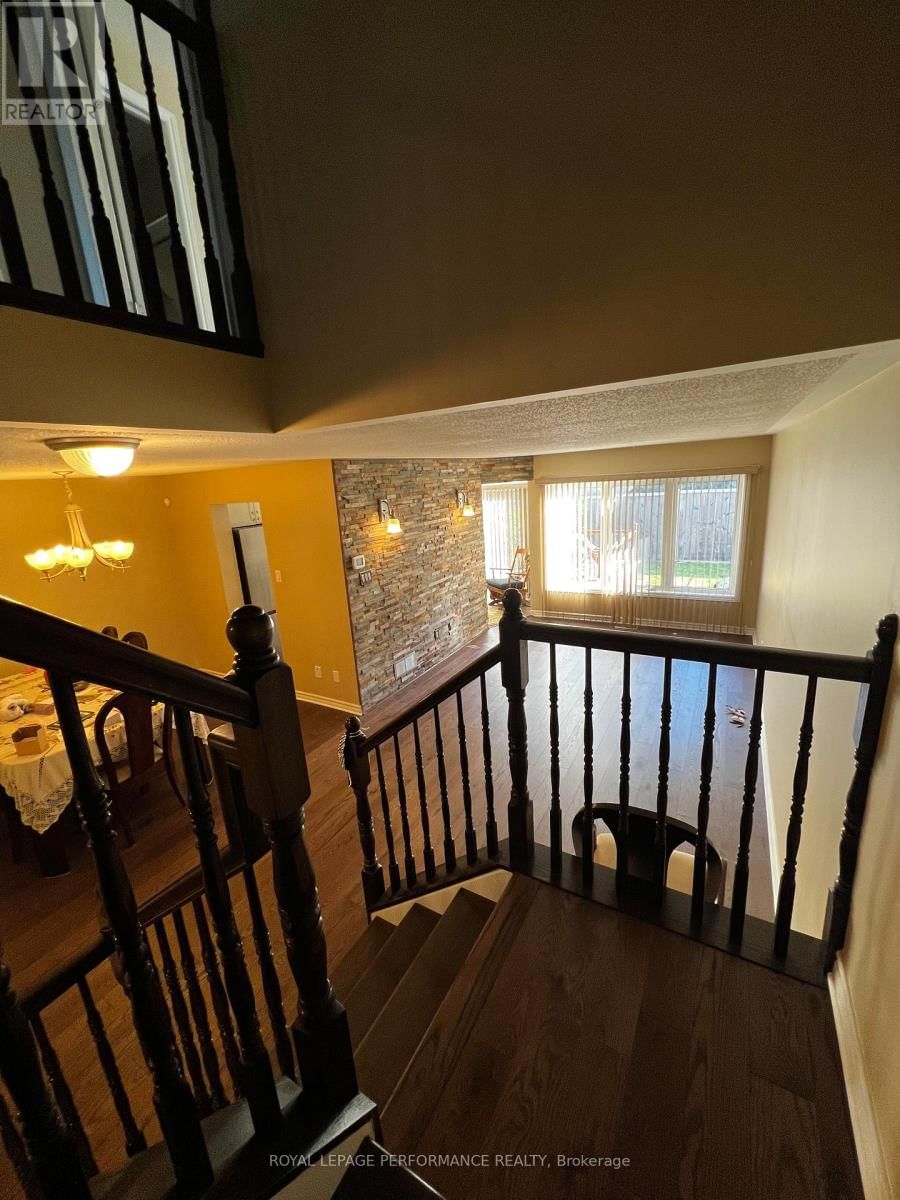 414 GALATINA WAY Image 10