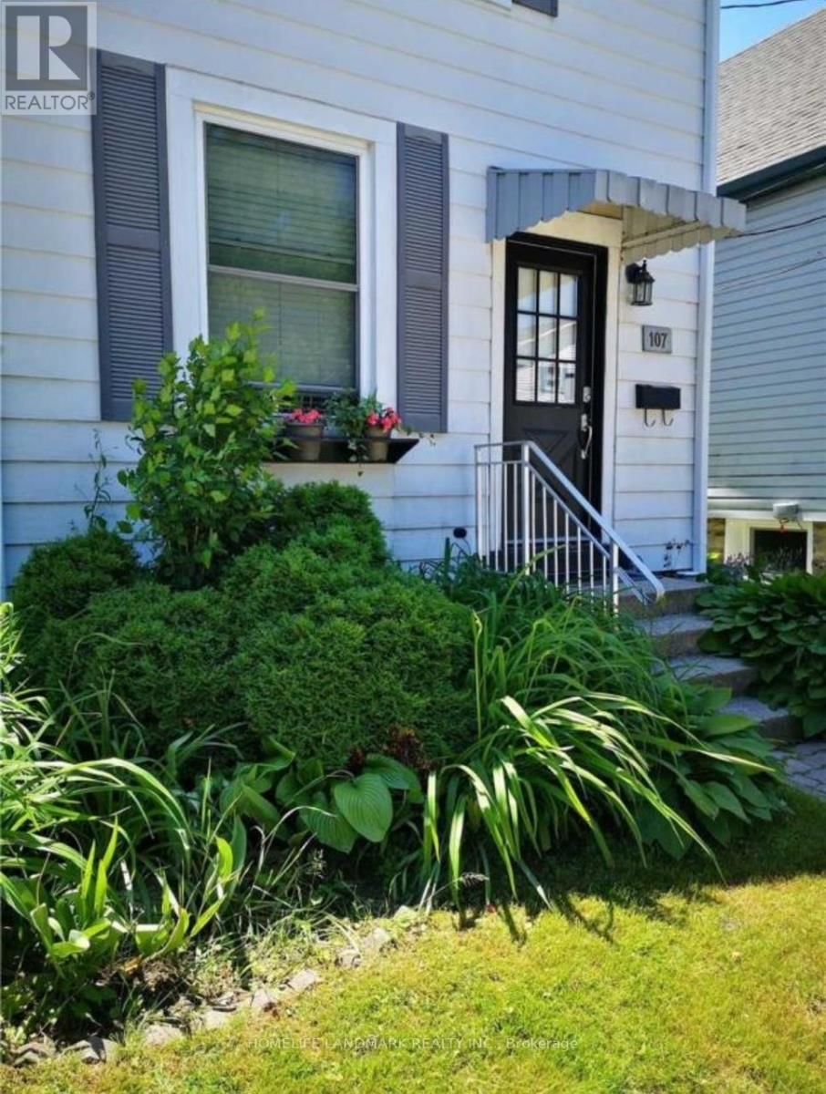 107 ROYAL AVENUE Image 28