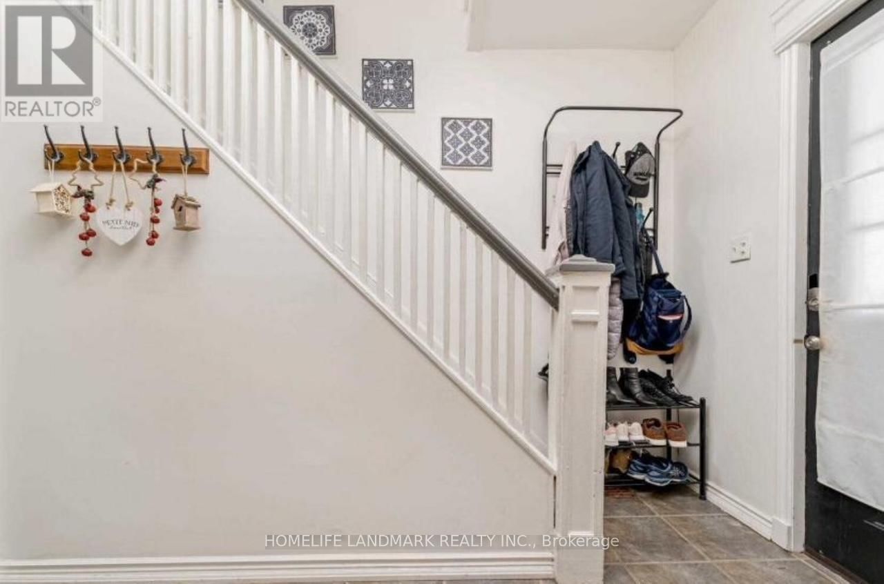107 ROYAL AVENUE Image 3