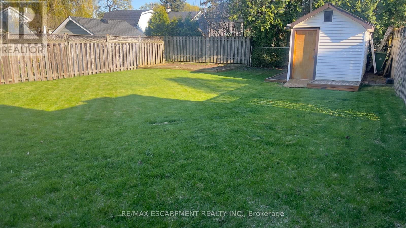 15 DONALD AVENUE Image 4