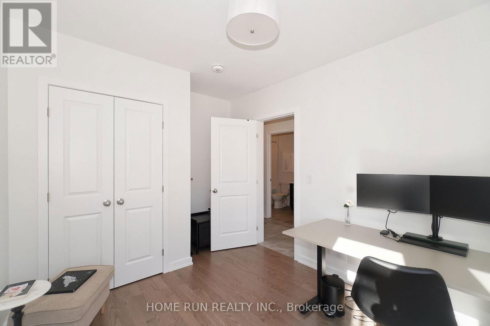 1409 HEMLOCK ROAD Image 24