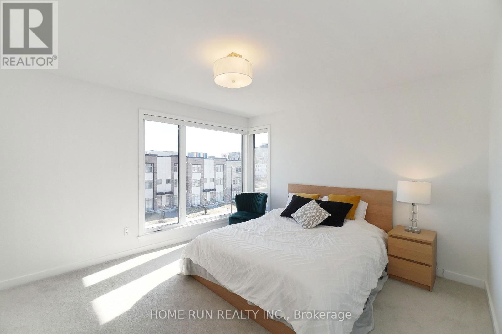 1409 HEMLOCK ROAD Image 27