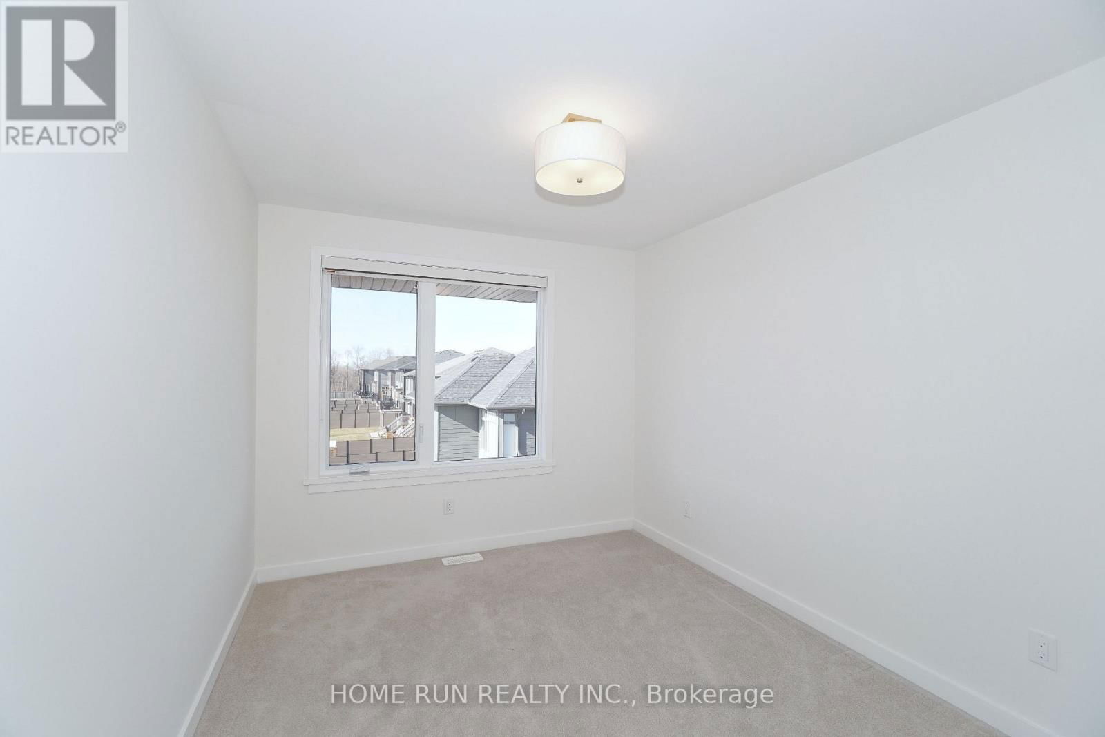 1409 HEMLOCK ROAD Image 32