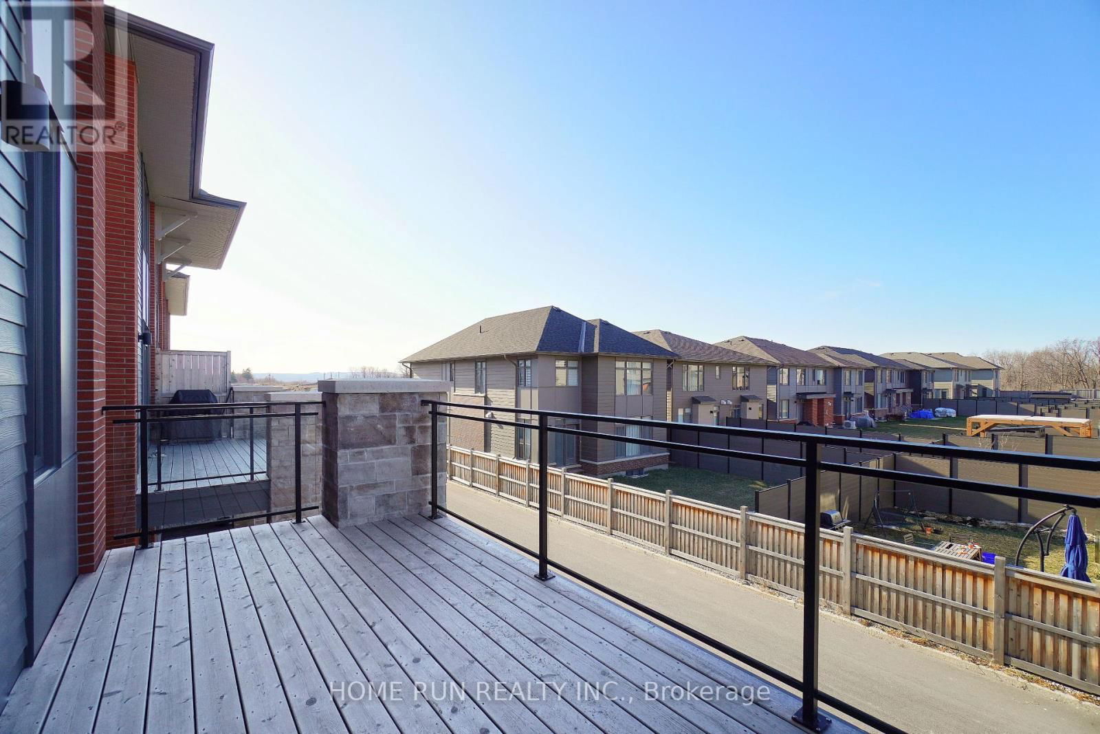 1409 HEMLOCK ROAD Image 36