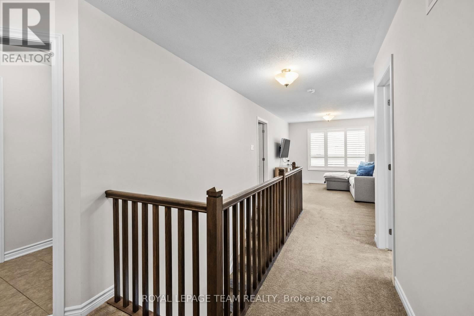 1135 APOLUNE STREET Image 30
