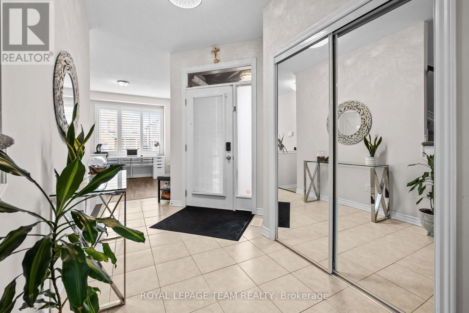1135 APOLUNE STREET Image 4