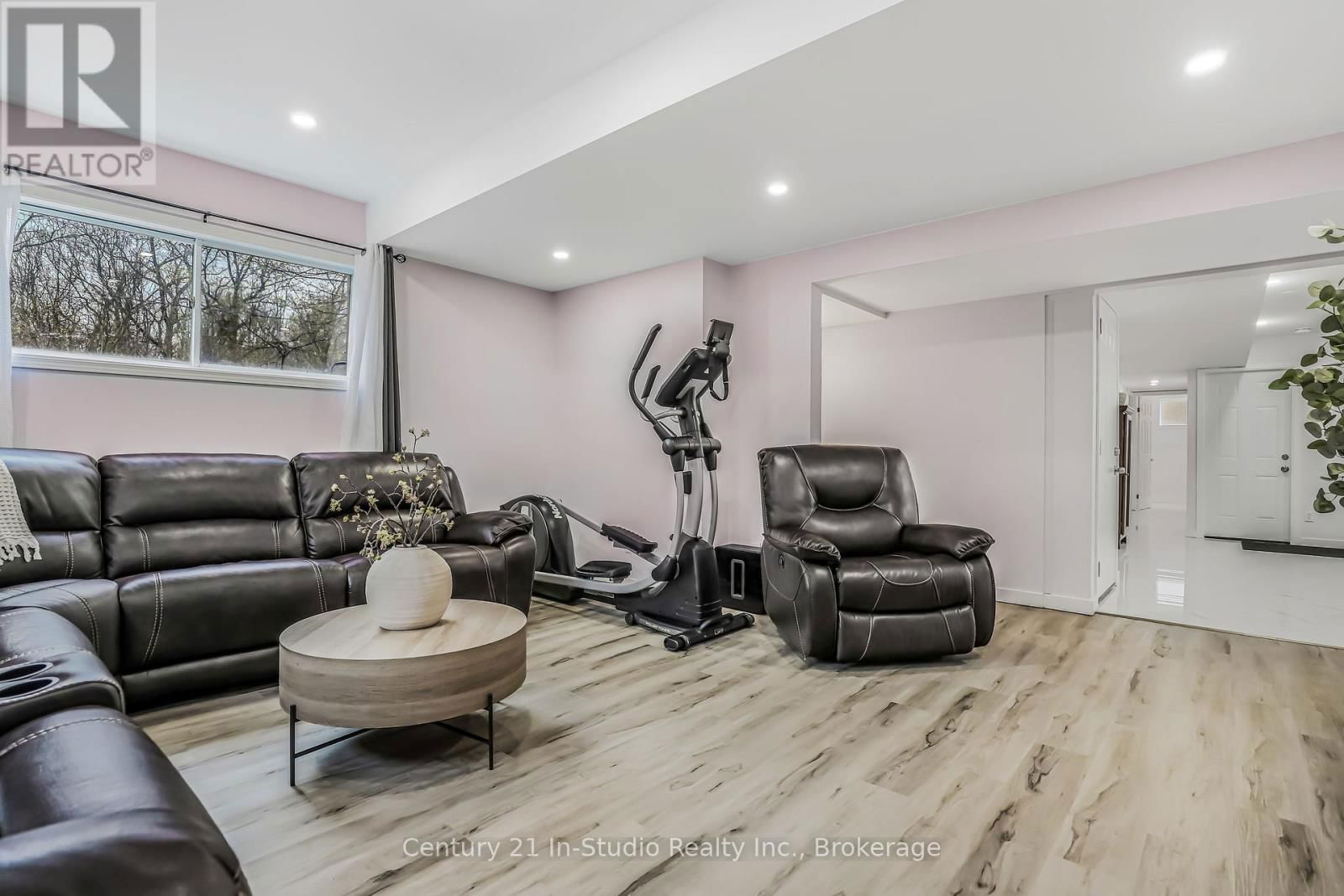 550 MCNABB STREET Image 36