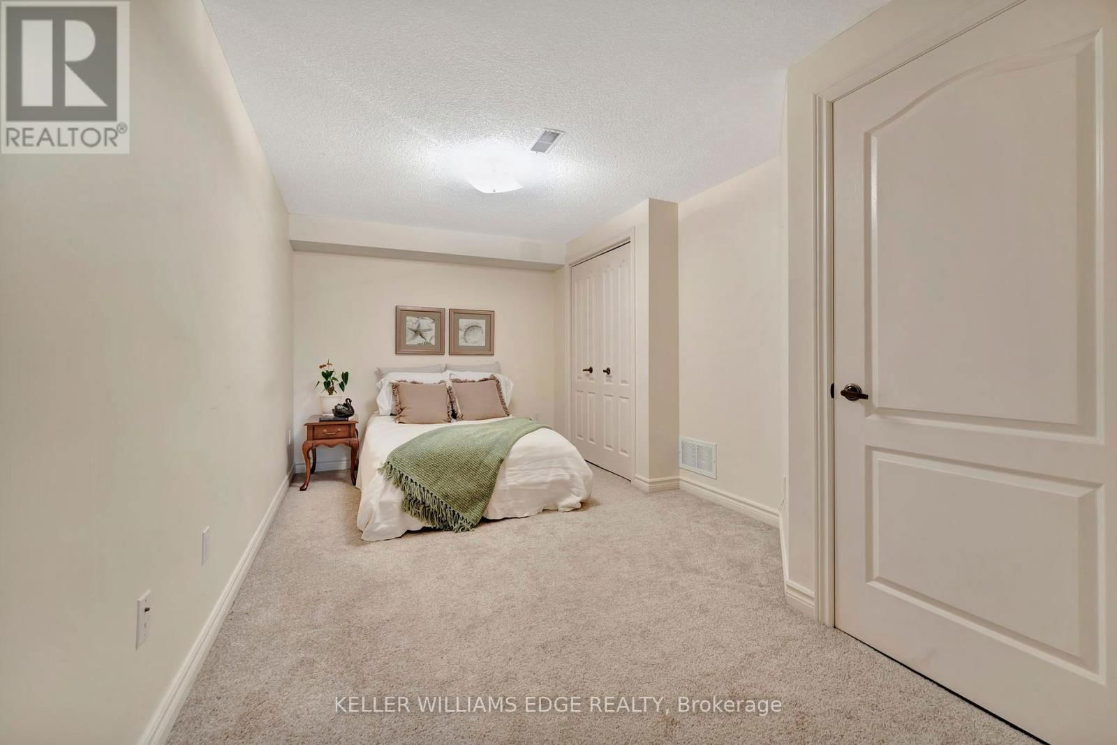 5 - 175 FIDDLERS GREEN ROAD Image 21
