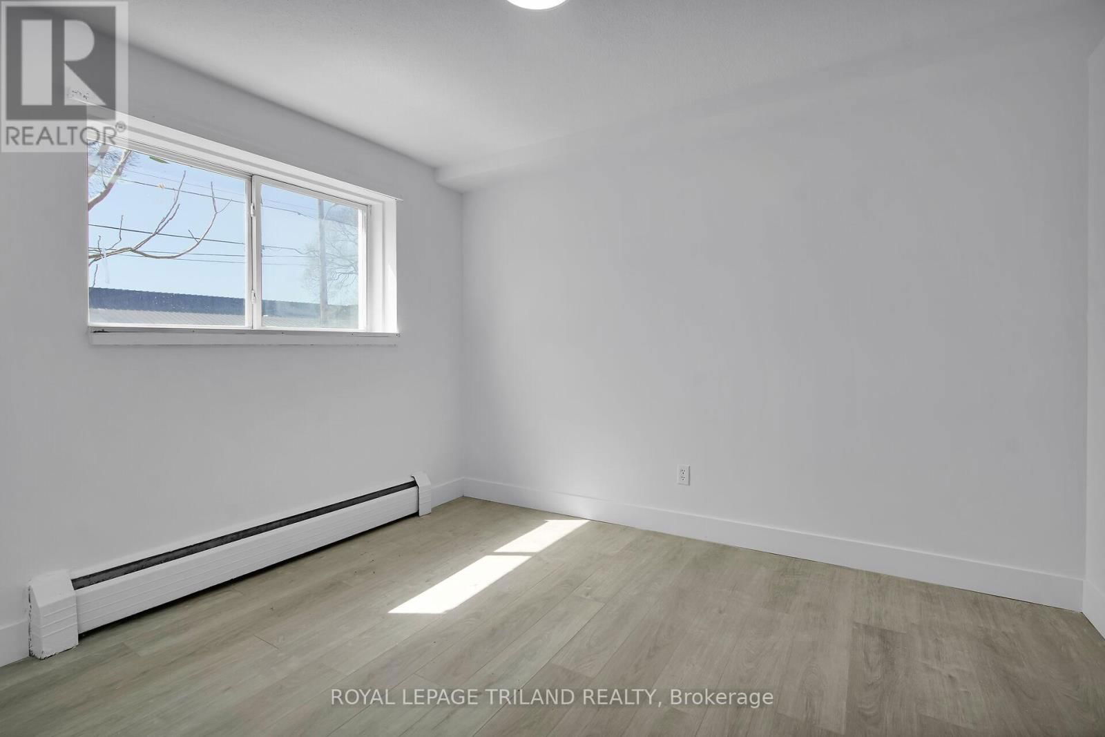3 - 852 TRAFALGAR STREET Image 6