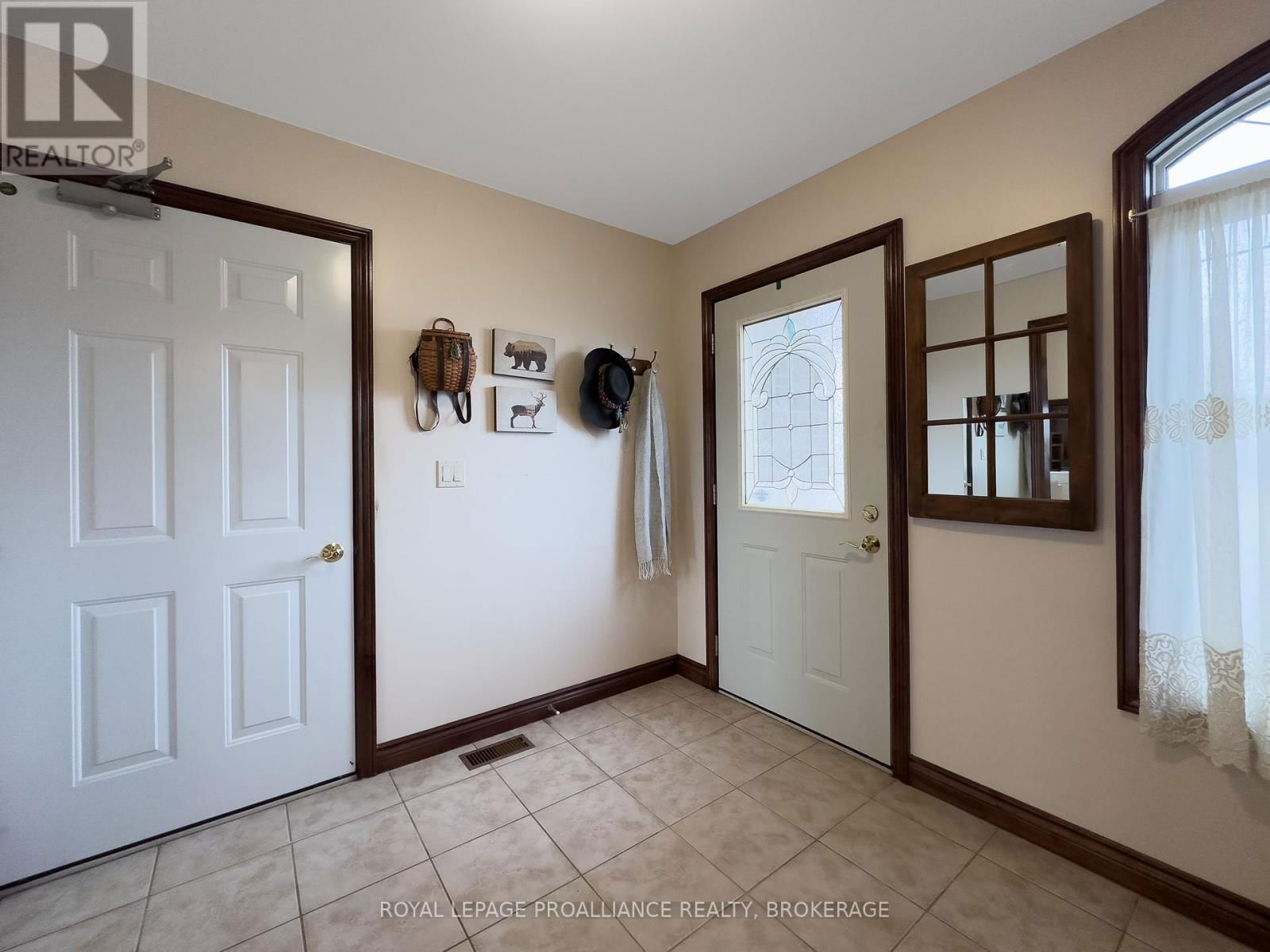 4734 LAKESIDE LANE Image 21