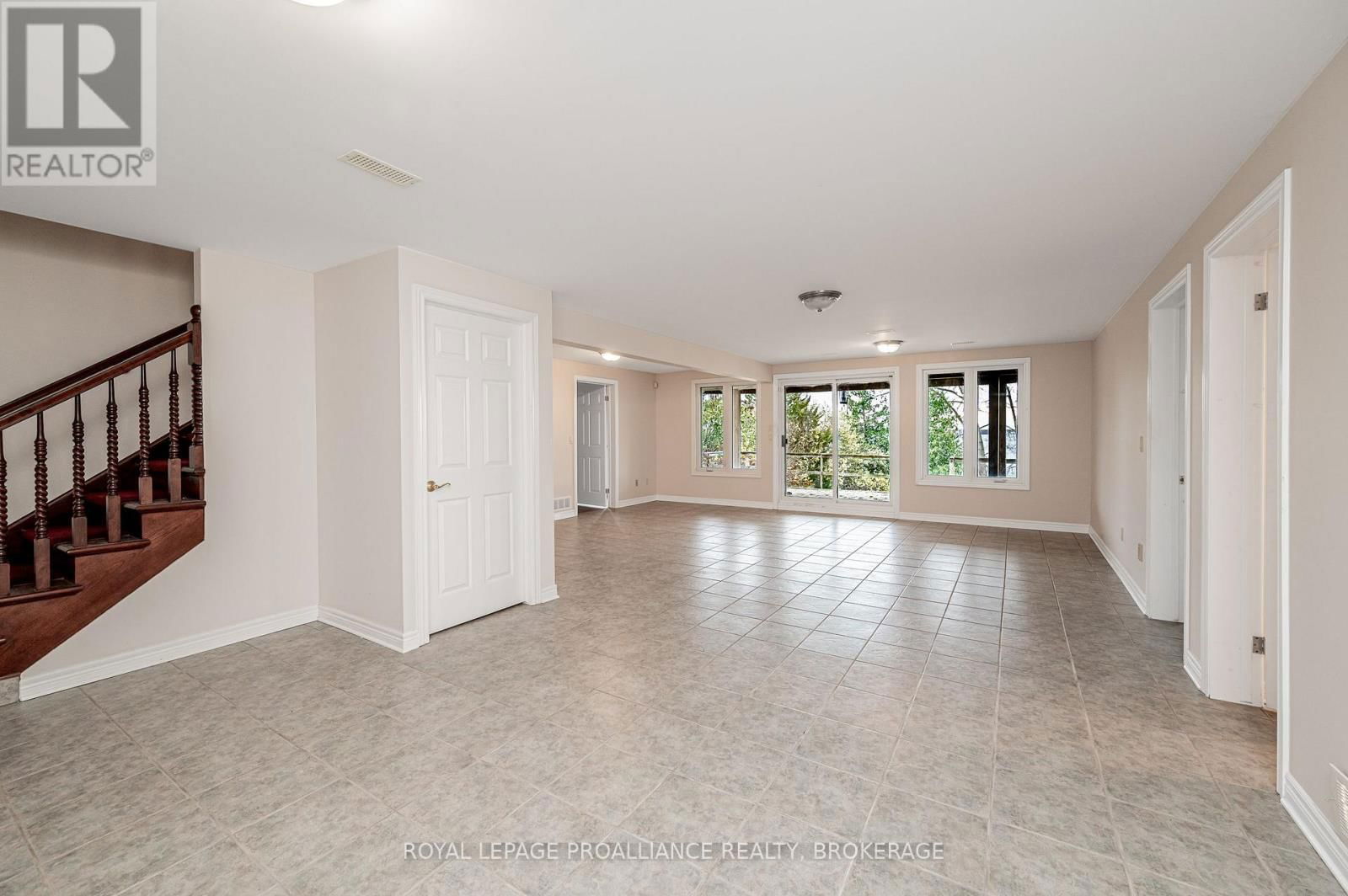 4734 LAKESIDE LANE Image 35