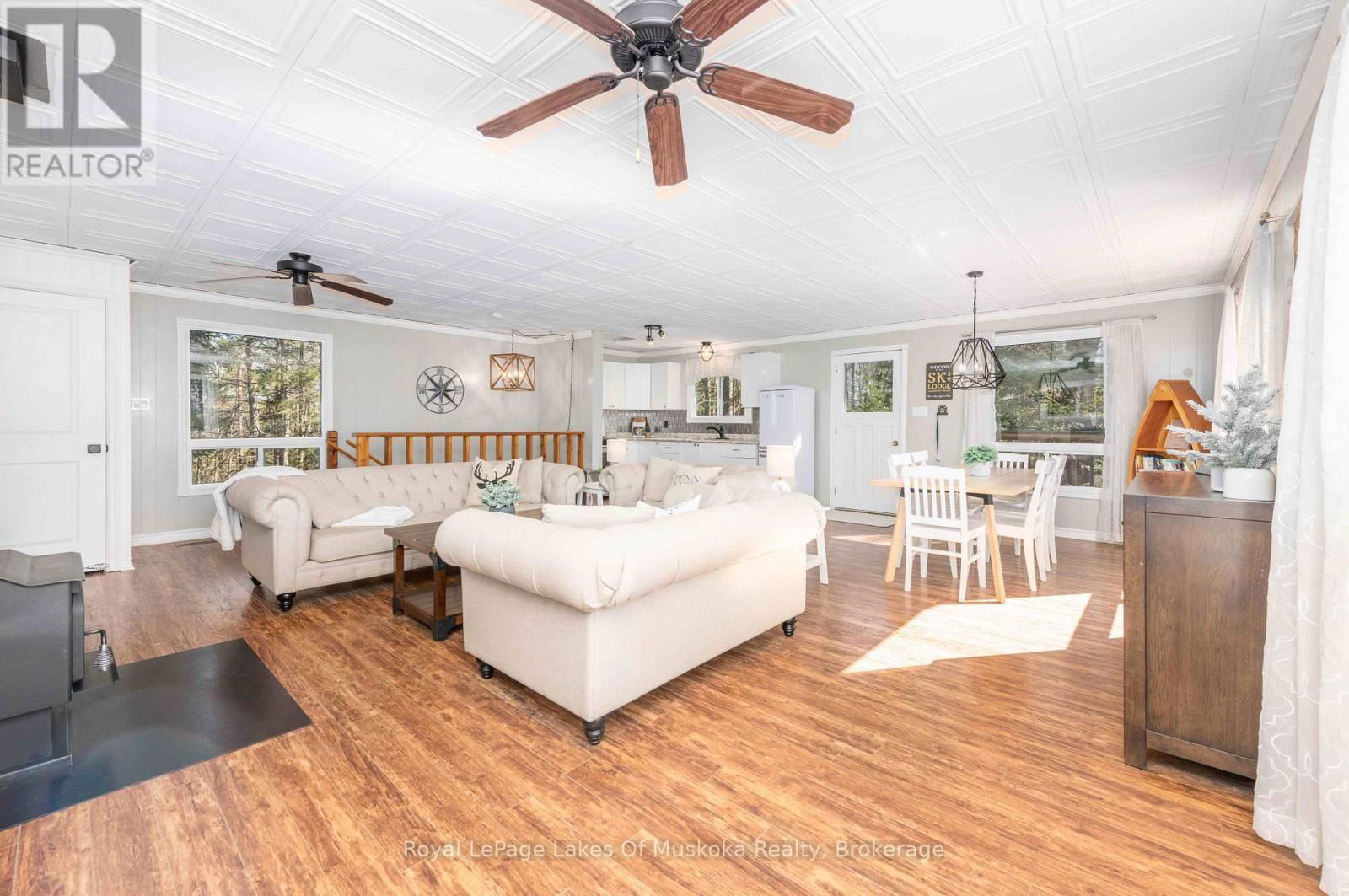 1582 SKYLINE DRIVE Image 12