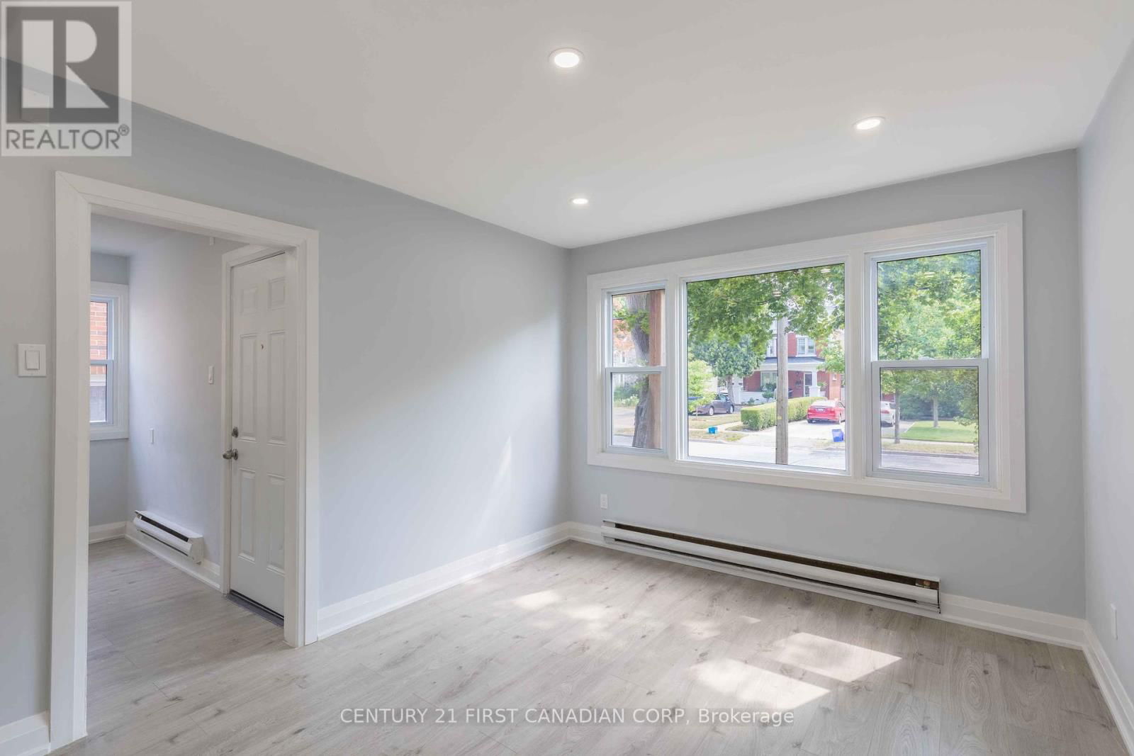 17 CARFRAE CRESCENT Image 10