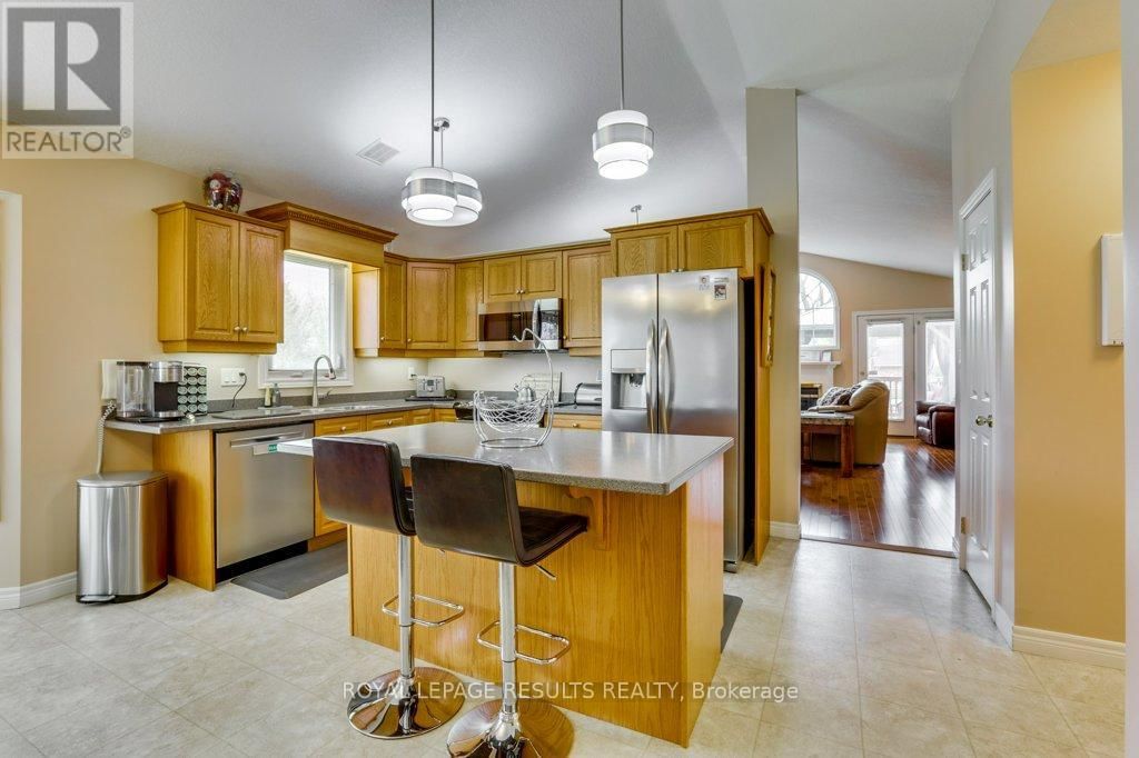 12 - 20 WINDEMERE PLACE Image 10