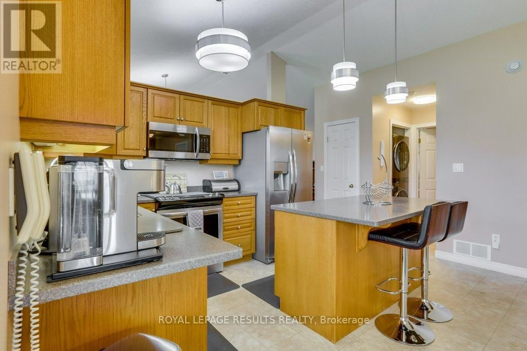 12 - 20 WINDEMERE PLACE Image 11