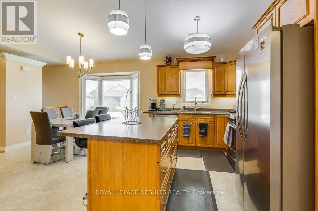 12 - 20 WINDEMERE PLACE Image 12