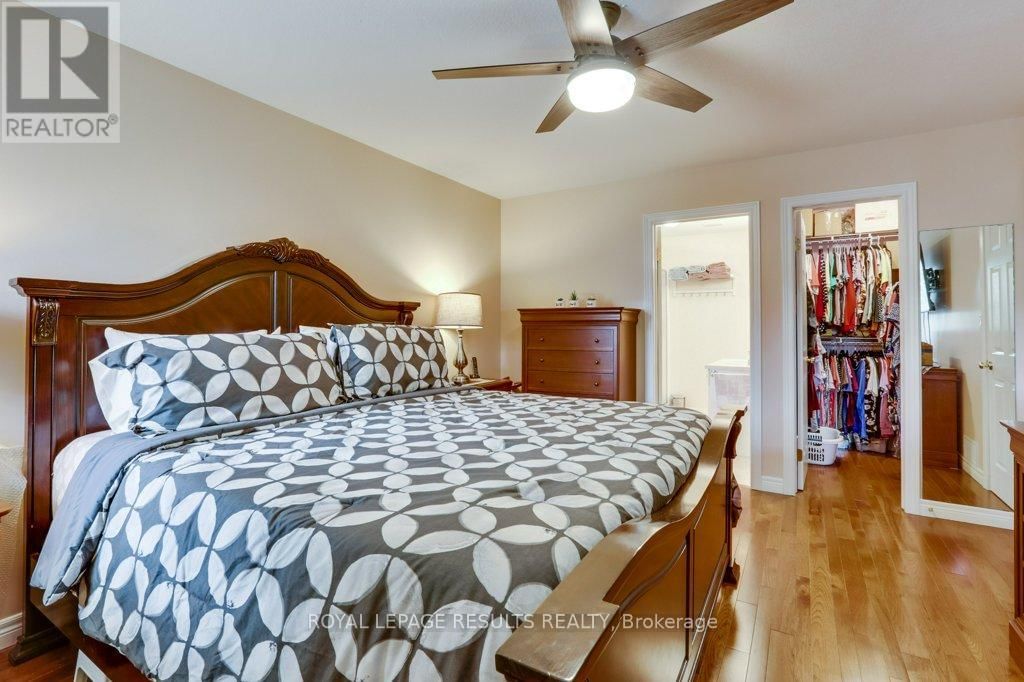 12 - 20 WINDEMERE PLACE Image 25