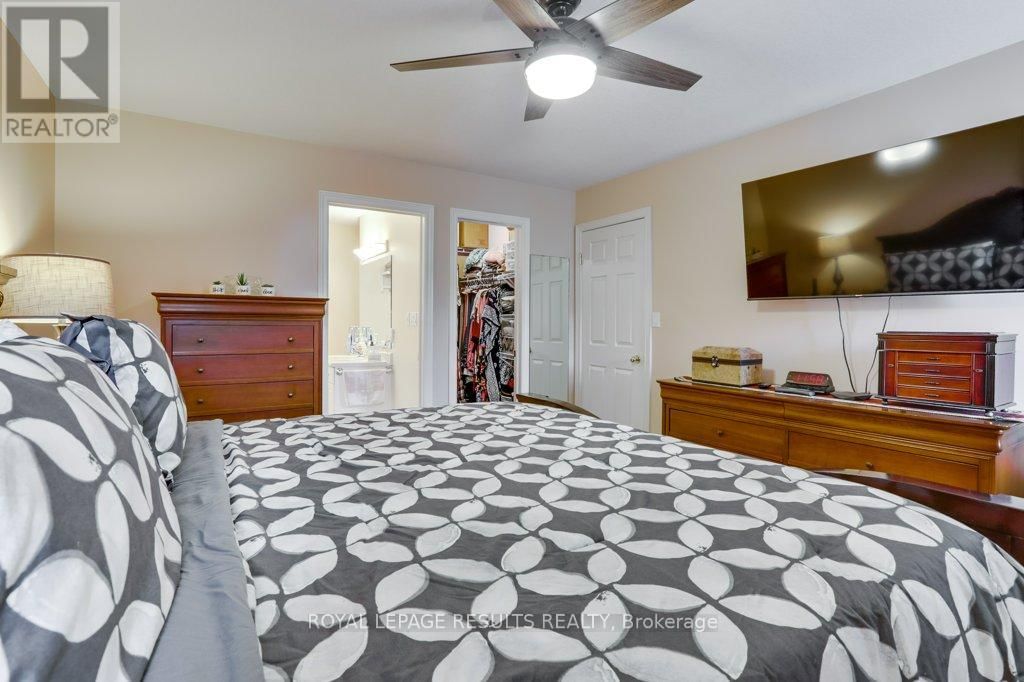 12 - 20 WINDEMERE PLACE Image 26
