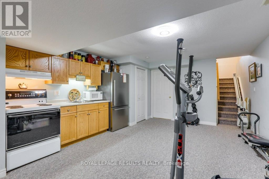 12 - 20 WINDEMERE PLACE Image 33