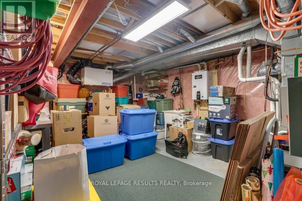 12 - 20 WINDEMERE PLACE Image 42