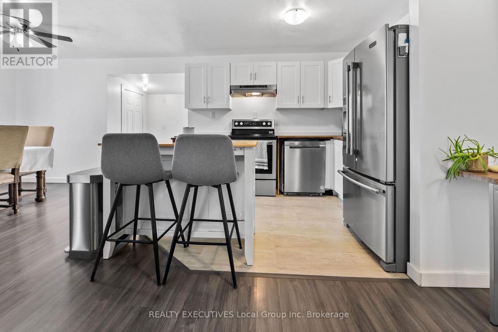 439 MAGEAU STREET Image 7