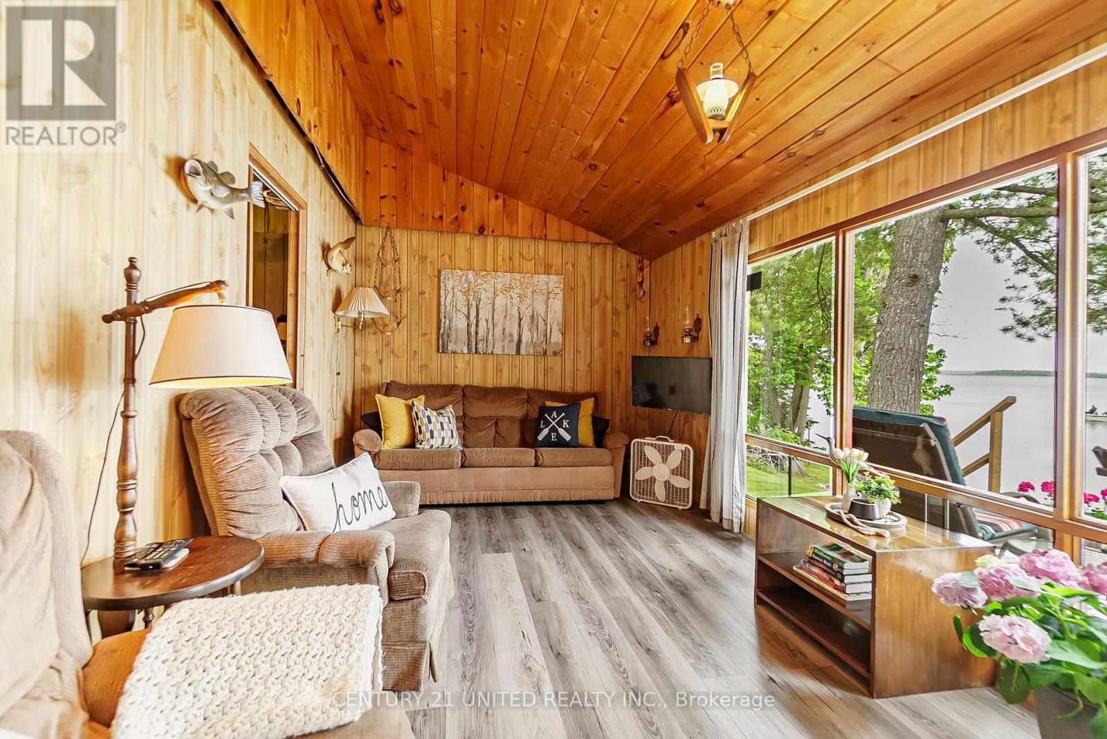 37 LAKESHORE ROAD Image 16