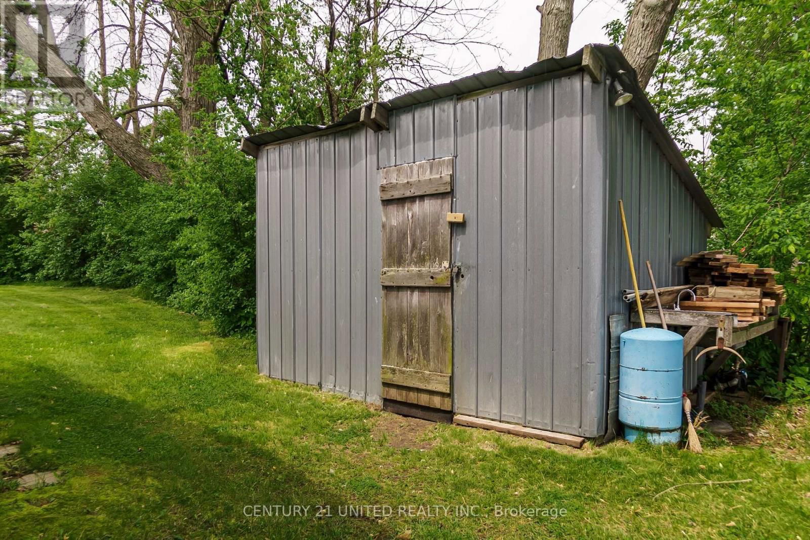 37 LAKESHORE ROAD Image 28