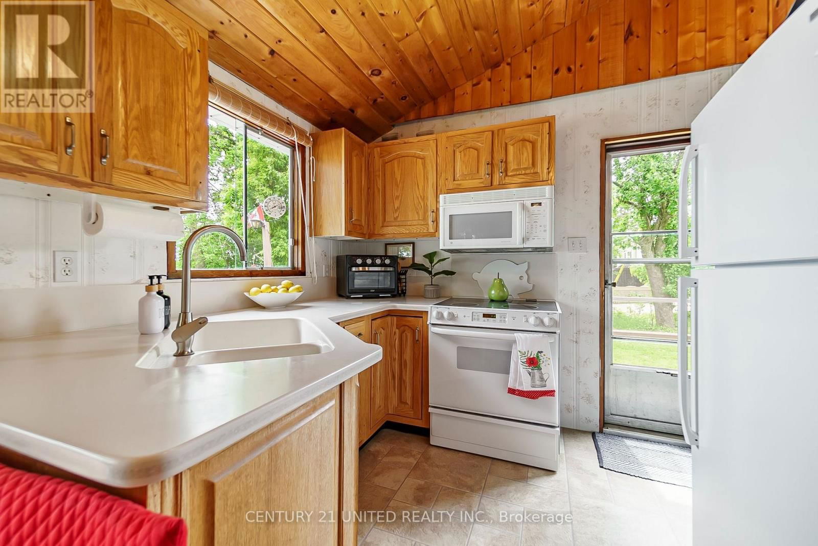 37 LAKESHORE ROAD Image 9