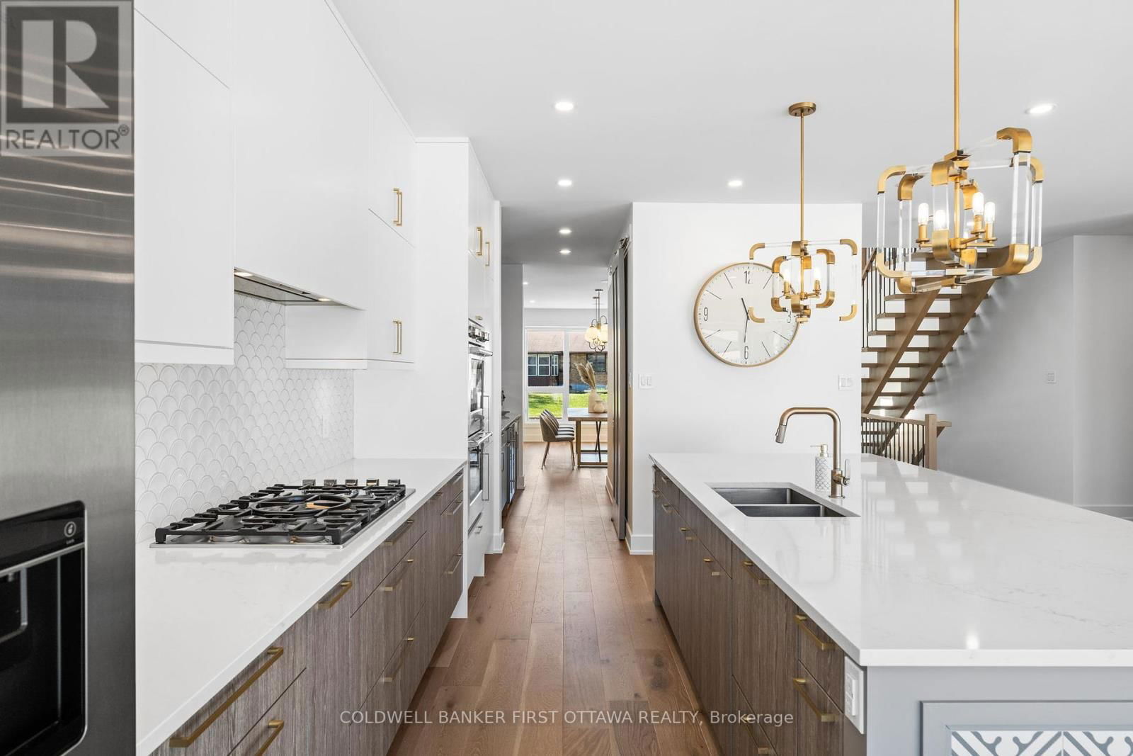 13 BROOK LANE Image 14