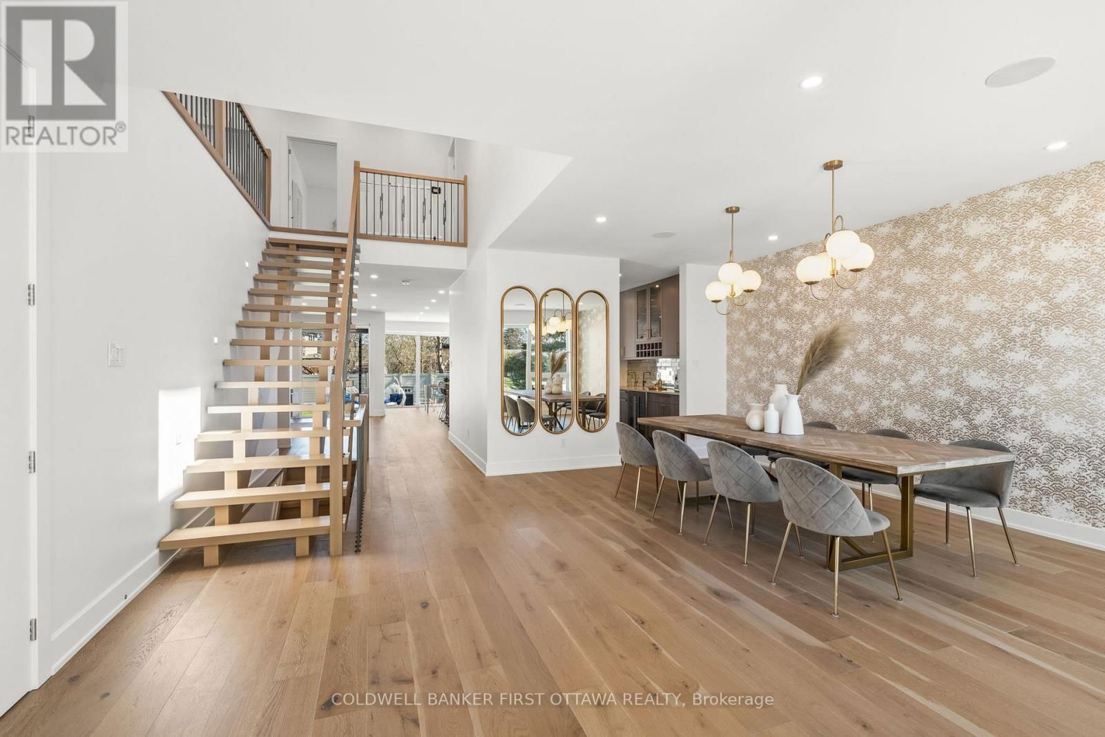 13 BROOK LANE Image 6