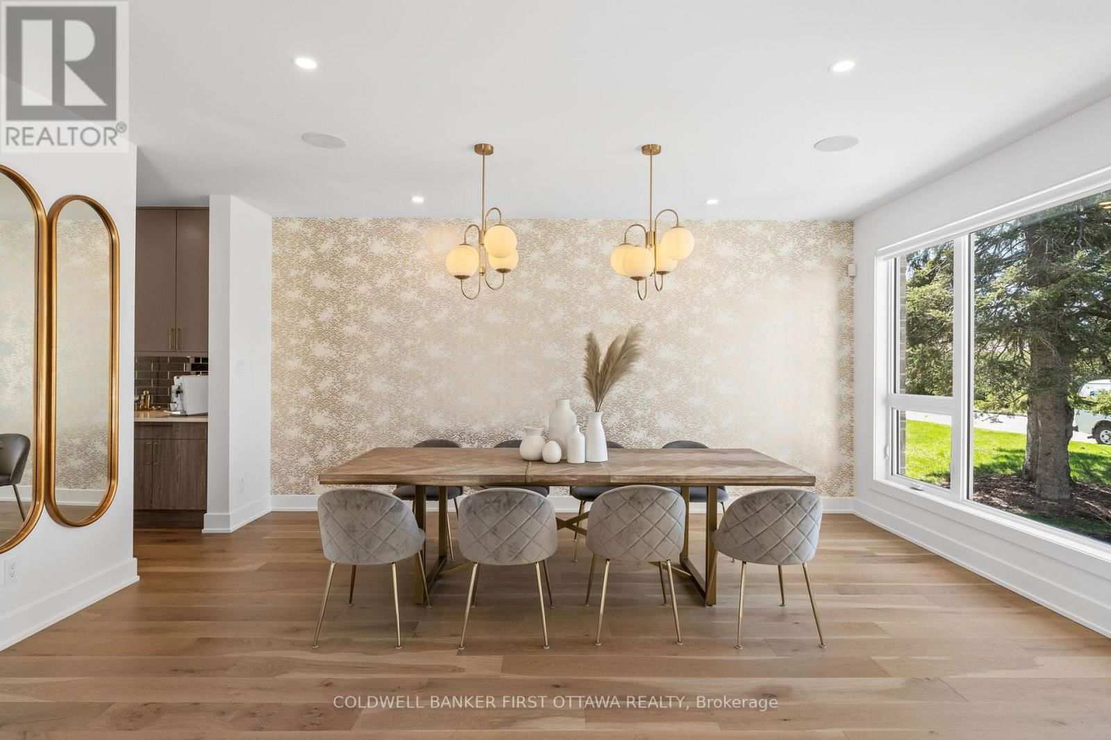 13 BROOK LANE Image 7