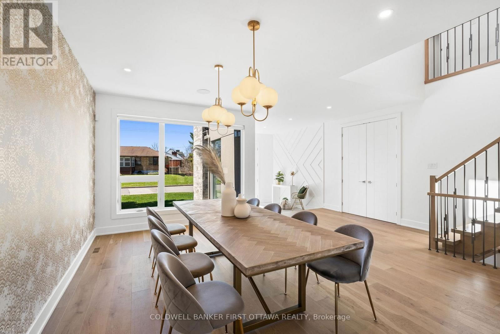 13 BROOK LANE Image 8