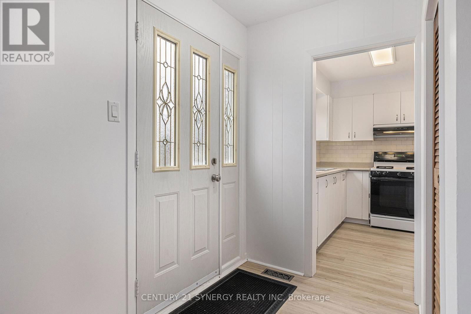 1392 AURELE STREET Image 5