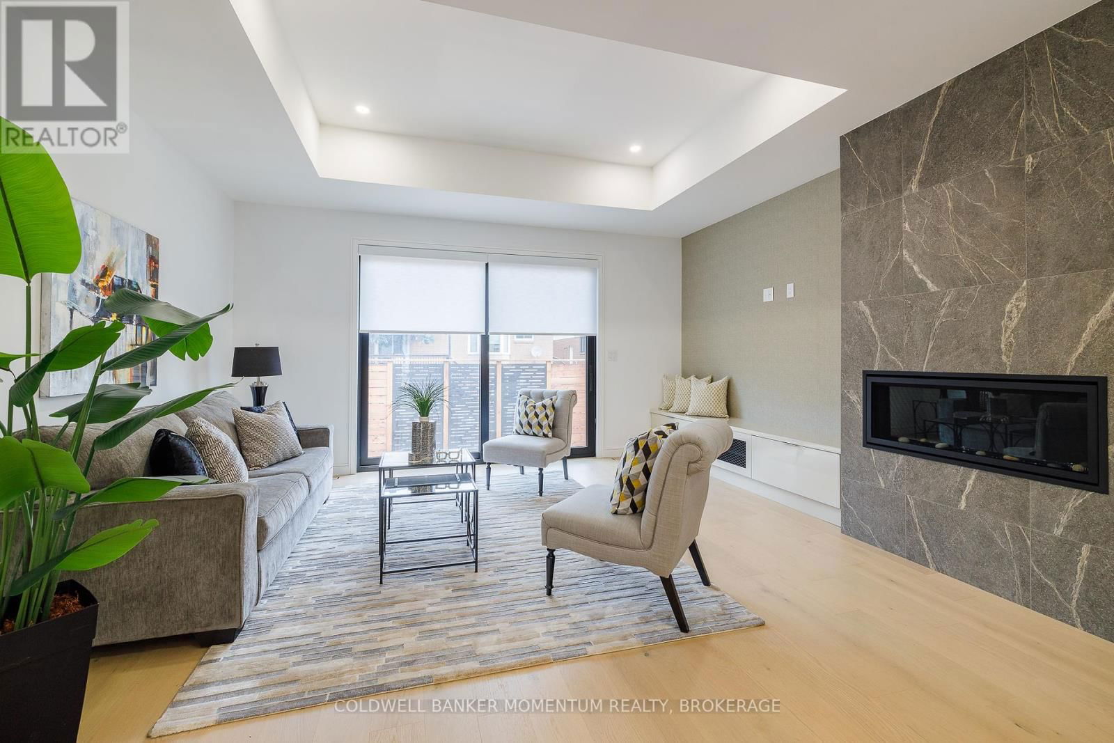 40 IVY CRESCENT Image 21