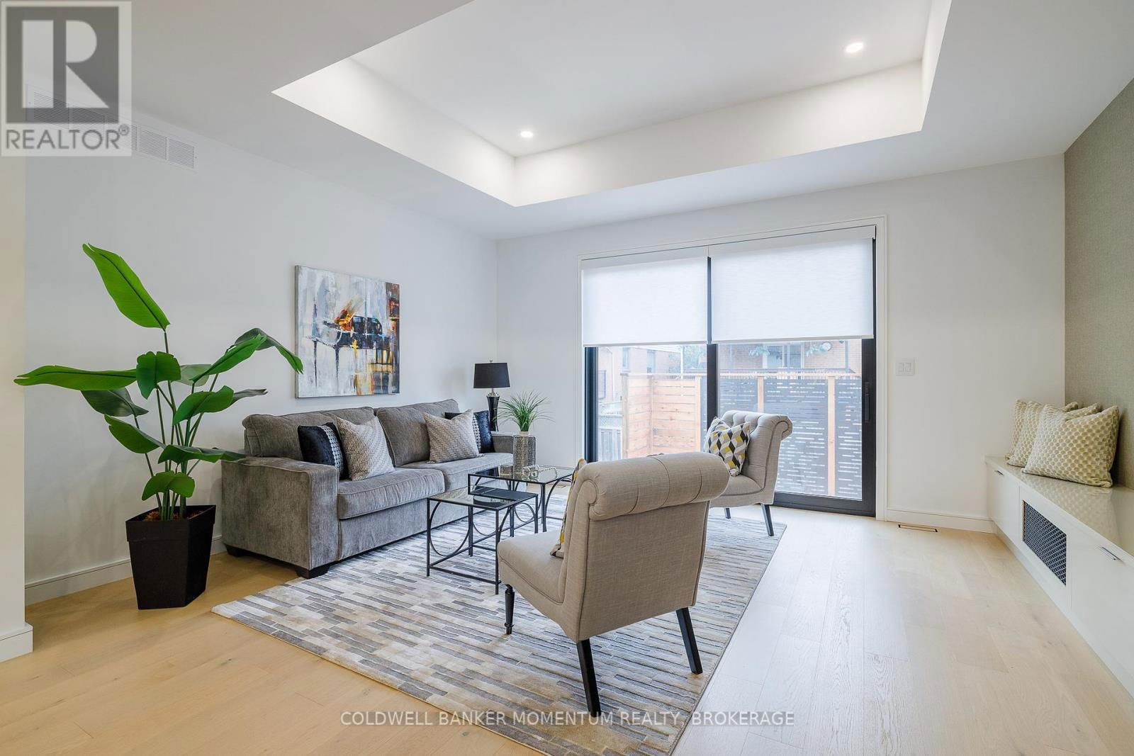 40 IVY CRESCENT Image 22