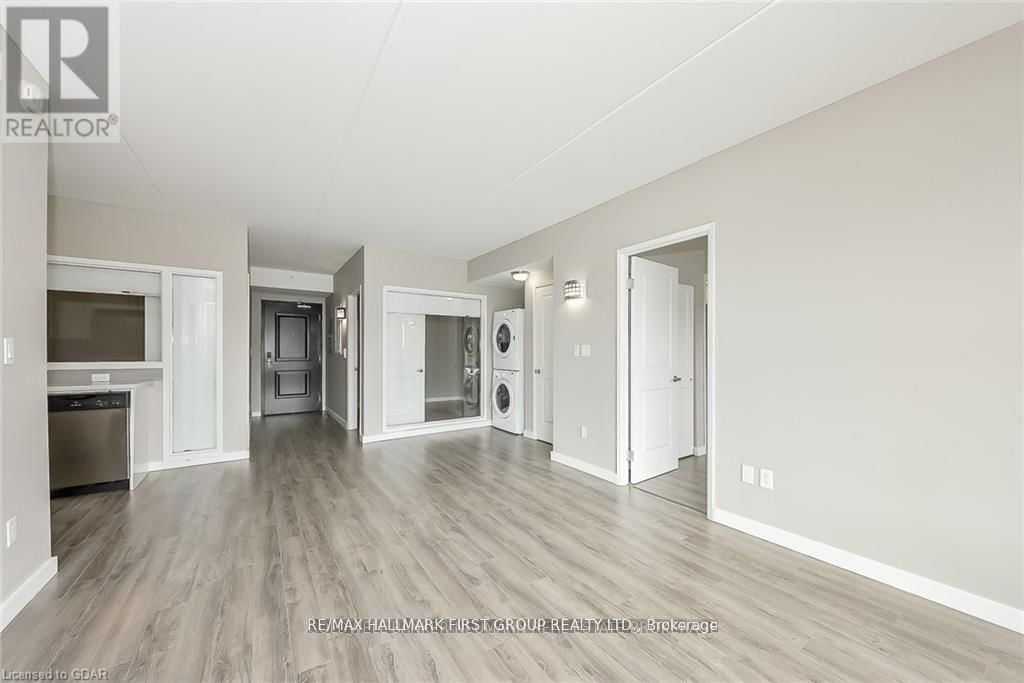 124 - 1291 GORDON STREET Image 4
