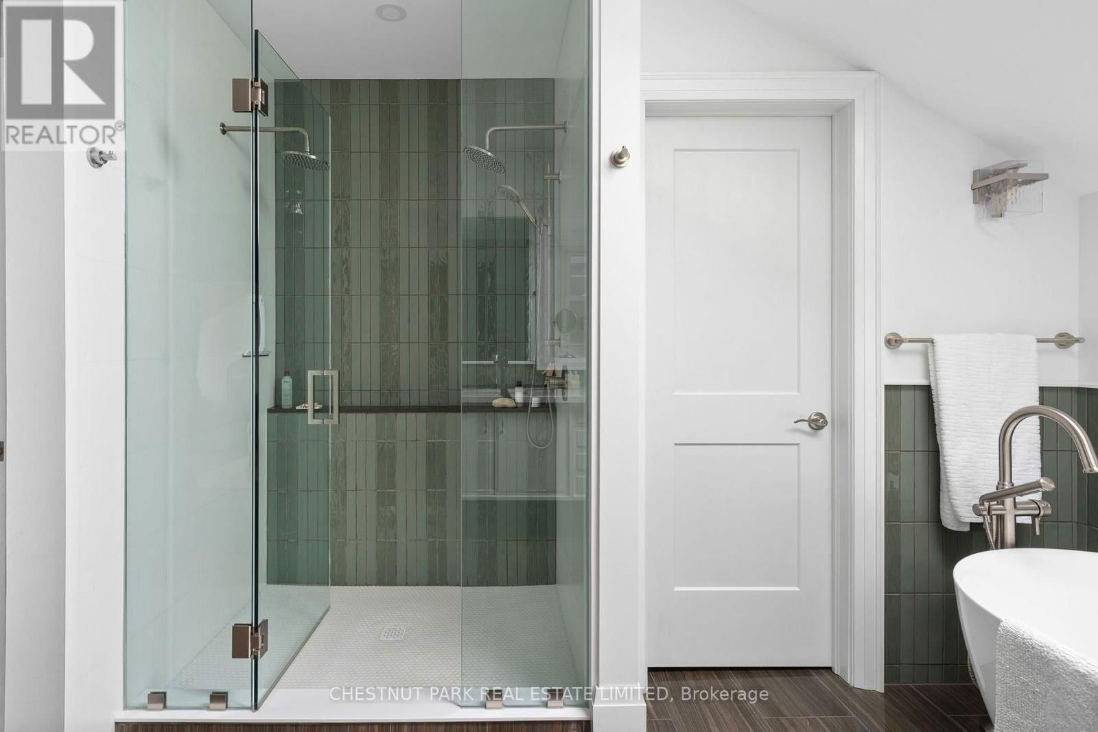 60 BAKKER ROAD Image 33