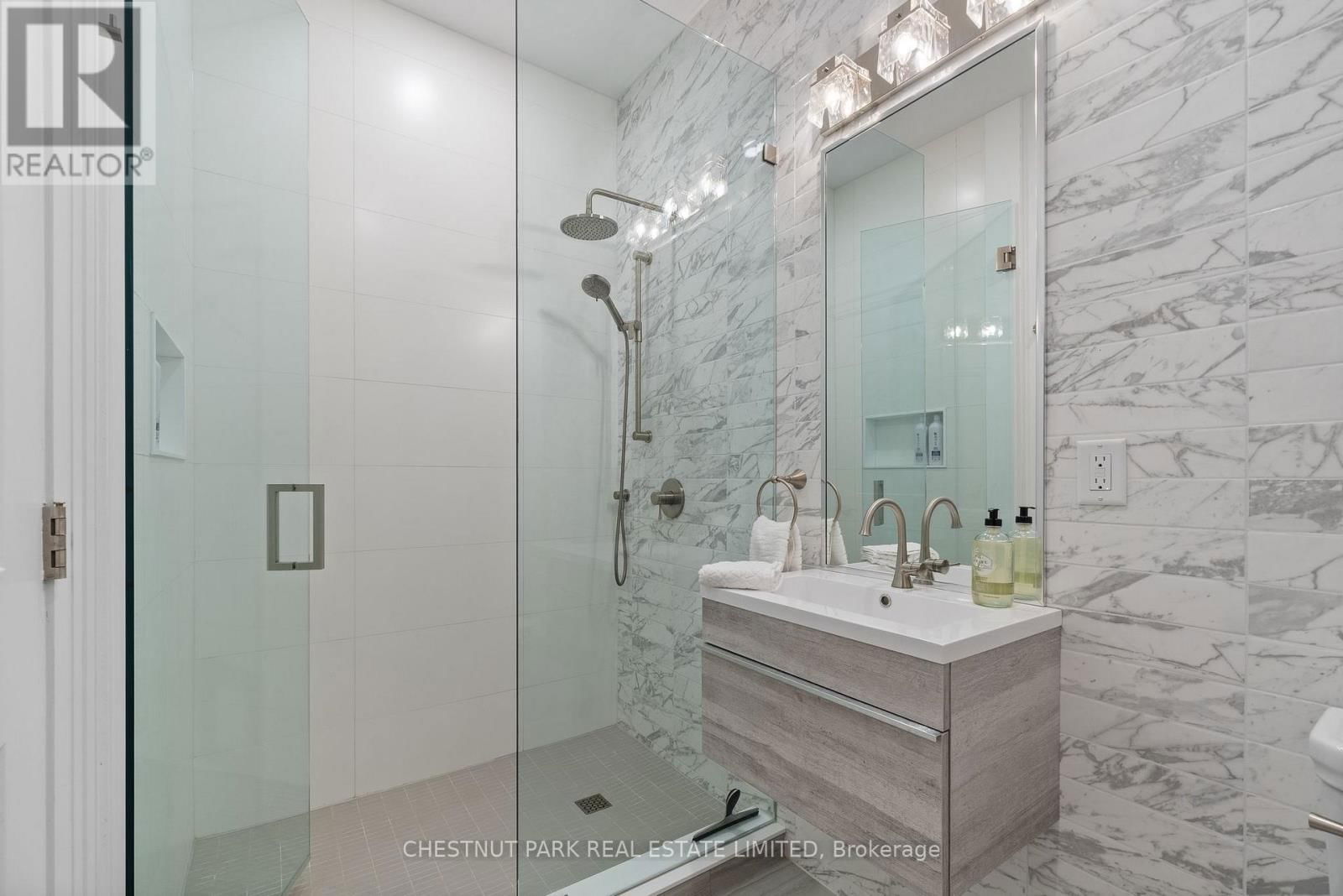 60 BAKKER ROAD Image 39