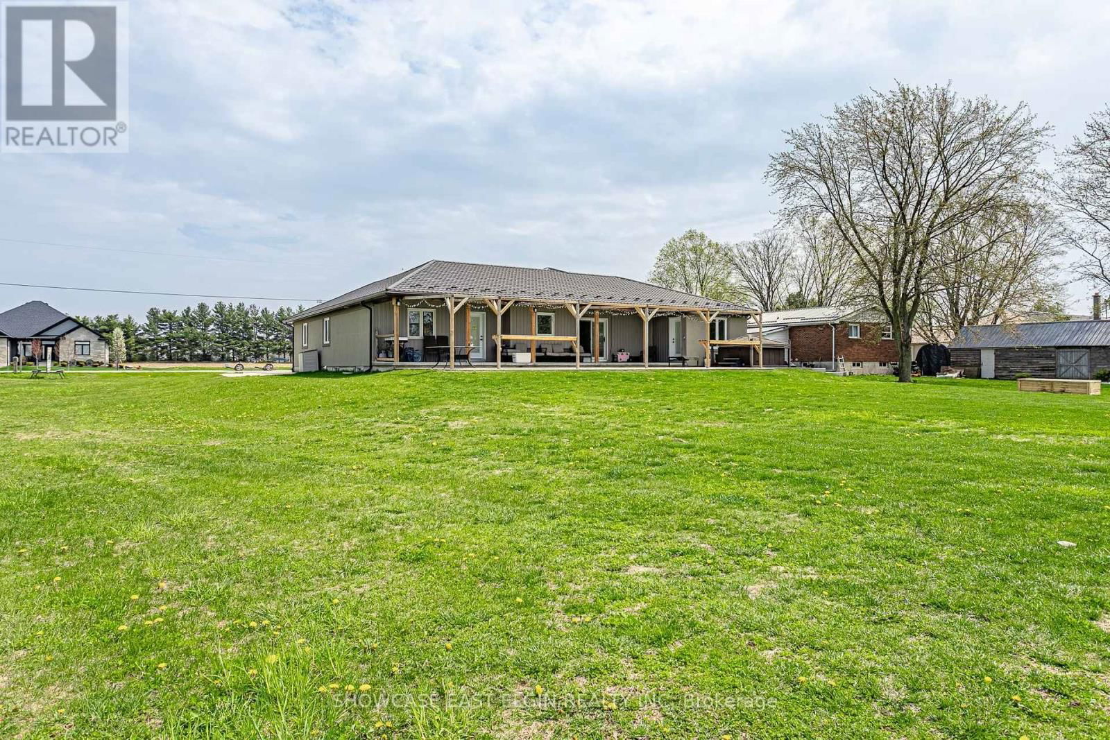 8433 IMPERIAL ROAD Image 31