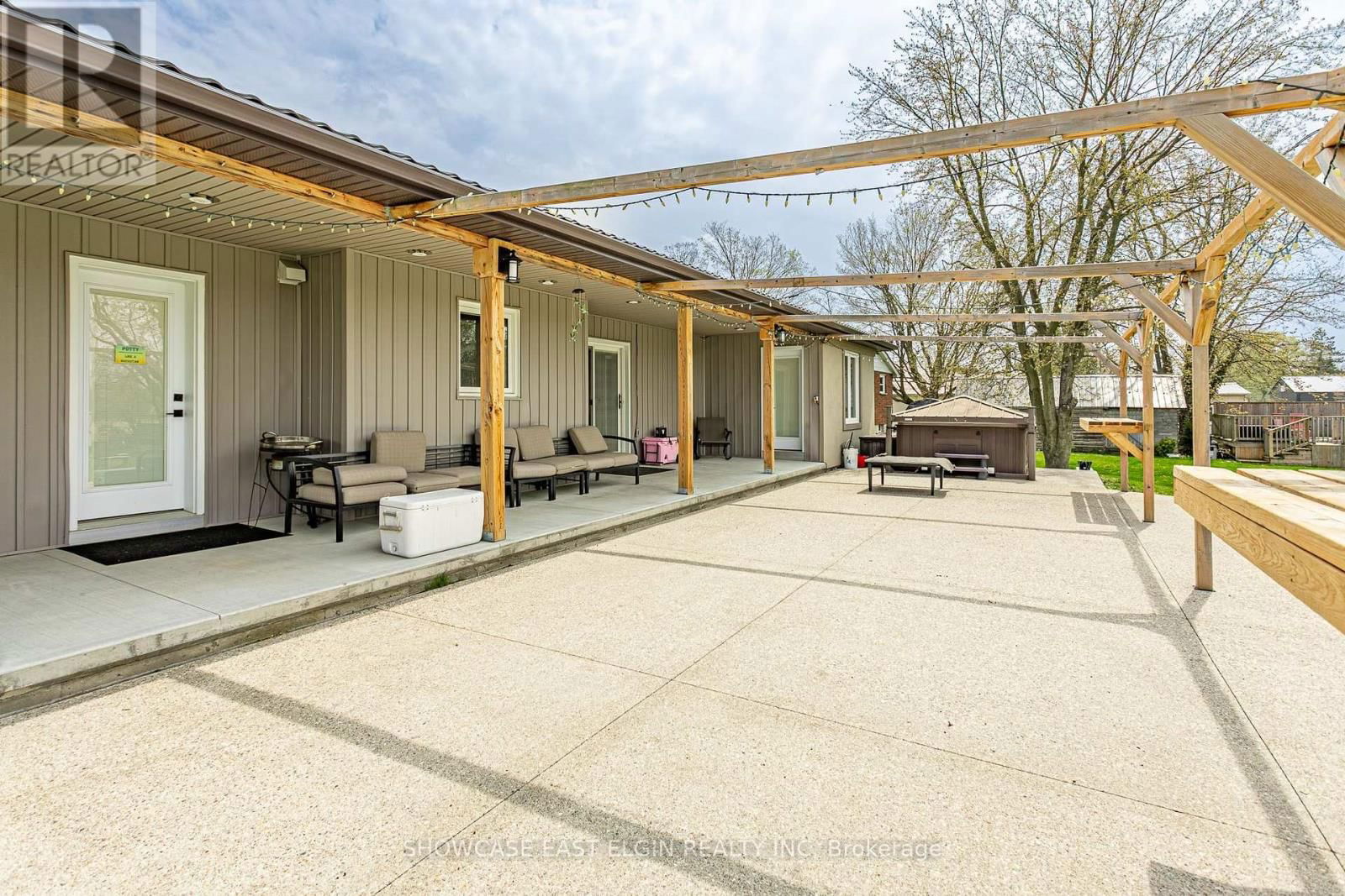 8433 IMPERIAL ROAD Image 35