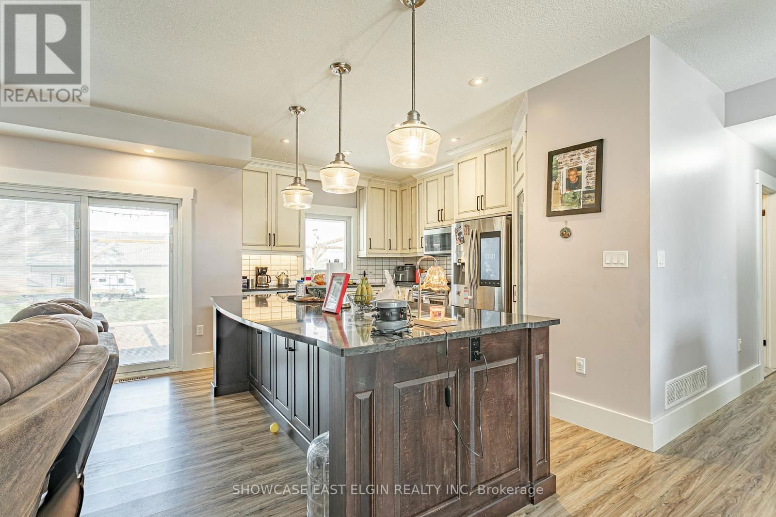 8433 IMPERIAL ROAD Image 7