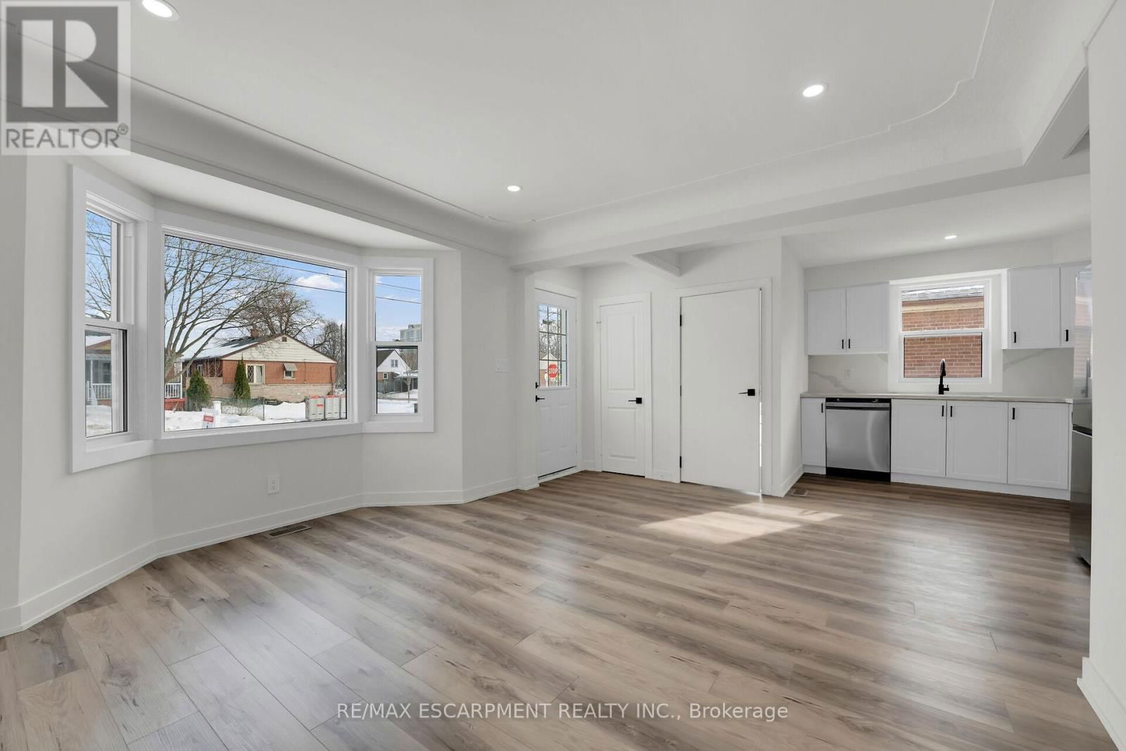 178 EAST 34TH STREET Image 11